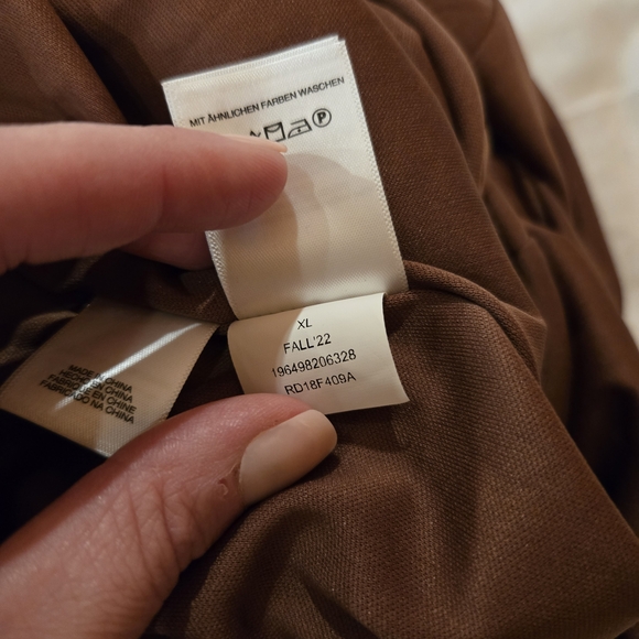 Elegant Brown Halter Dress - Picture 7 of 7